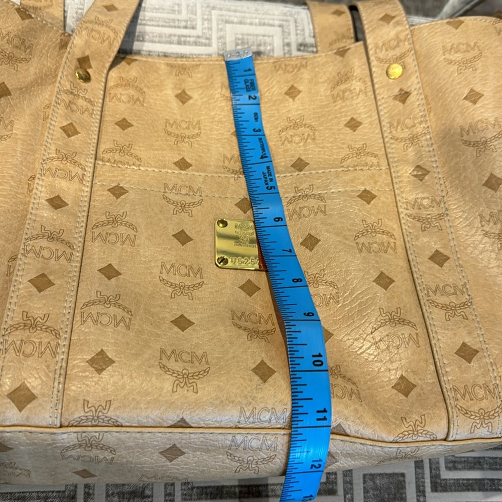 MCM Pre loved in great condition shoulder/ Crossbody Bag with top zipper. - Picture 13 of 17